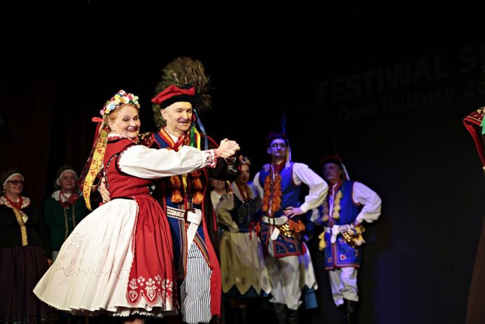 M7C4764-700x467 ﻿XVII Festiwal Chórów, Kabaretów i Zespołów Seniora